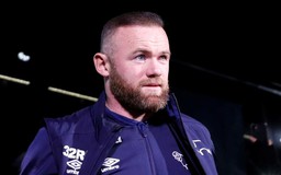 Rooney từ chức HLV CLB của Anh sau mùa giải vật vã chống điểm âm