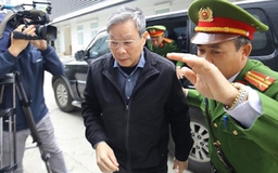 Hoãn xử phúc thẩm cựu Bộ trưởng Nguyễn Bắc Son để tập trung chống dịch Covid-19