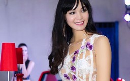 Hoa hậu Thùy Dung tích cực mặc hở sau khi bị chê xấu