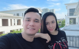 Ca sĩ Khắc Việt phản ứng bất ngờ khi bị hỏi về chuyện 'sợ vợ'