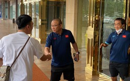Tuyển Việt Nam hội quân cho AFF Cup: Thầy Park đến sớm làm gương cho học trò
