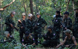 Nổ bom ở Myanmar