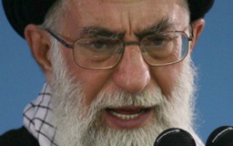 Lãnh tụ tối cao Iran tố Mỹ thêu dệt về 'vũ khí hạt nhân của Iran'