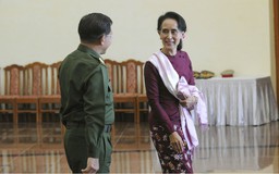 Bà Suu Kyi mở đường cho NLD lên nắm quyền suôn sẻ