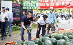 Kêu gọi người lao động cả nước hỗ trợ nông dân tiêu thụ thanh long, dưa hấu