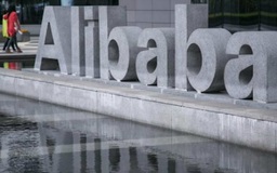 Amazon - Alibaba: Khác biệt của hai ông lớn thương mại điện tử
