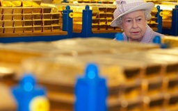 Trung Quốc mua hầm vàng 90 tỉ USD của Anh