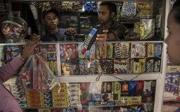 Siêu lạm phát Venezuela: Giăm bông, giày dép giá triệu bolivar