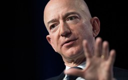 Jeff Bezos dự báo sẽ có 1.000 tỉ người trong hệ mặt trời