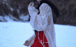 Cúc Tịnh Y, Kendall Jenner khiến fan “ná thở” khi tung bộ ảnh giữa trời tuyết trắng