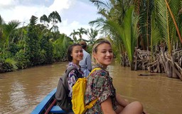 Chuyến hồi hương đặc biệt của hai 'tiểu tiên cá' Hungary gốc Việt
