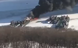 Hoang mang tin tức hỏa hoạn tại căn cứ tàu ngầm Nga
