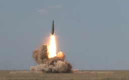 Quân đội Nga khoe tính cơ động của tên lửa Iskander