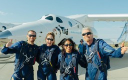 Virgin Galactic đã bán được hơn 700 vé du lịch không gian