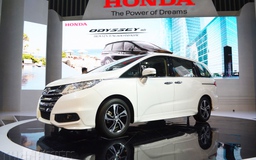 Honda Odyssey - đối thủ của Toyota Sienna