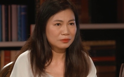 MC Đinh Tiến Dũng xúc động trước câu chuyện ly hôn của nữ phóng viên