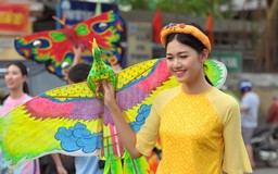 Á hậu Thanh Tú cùng đàn chị Ngọc Hân tham gia Festival Nghề truyền thống Huế
