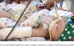 Em bé được cứu sống nhờ Google Cardboard và iPhone