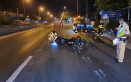 Tiền Giang: 2 xe mô tô 'thần gió' 1.300 phân khối va chạm, 1 người tử vong