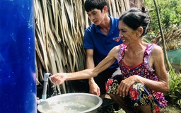 Giúp người dân vùng 'rốn phèn' có nguồn nước sạch để nấu ăn