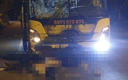Tai nạn tại Bình Định: Xe máy va chạm xe khách trên QL1, 3 người tử vong