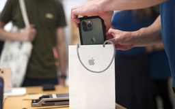 Apple lại bị phạt ở Brazil vì bán iPhone không có bộ sạc