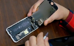 Smartphone tương lai sẽ phải trang bị pin tháo rời?