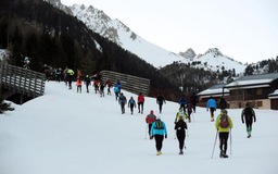 Bốn người chết và mất tích do lở tuyết ở Pháp