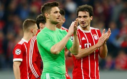 Người hùng Muller còn phải 'ngã mũ' trước Ulreich