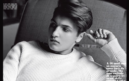 Anwar Hadid - Siêu mẫu tiềm năng tiếp theo của nhà Hadid