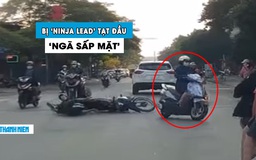 2 thanh niên lái xe máy 'té sấp mặt' vì bị 'ninja Lead' tạt đầu trên phố