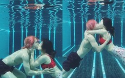 ‘Nữ hoàng gợi cảm’ HyunA khoe clip ‘khóa môi’ bạn trai dưới bể bơi