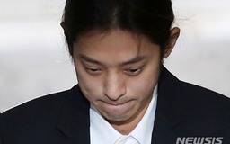 Vừa được giảm án tù vì tội cưỡng dâm, Jung Joon Young lại kháng cáo