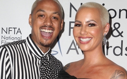 Người mẫu Amber Rose tố bạn trai lăng nhăng, lên giường với hàng chục cô gái