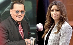 Johnny Depp hẹn hò với luật sư riêng?