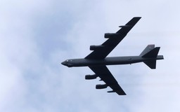 Mỹ dự tính dùng oanh tạc cơ B-52, B-2, B-1B đến năm 2040