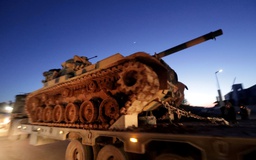 Dù ký thỏa thuận với Nga, Thổ Nhĩ Kỳ vẫn điều xe tăng tới Syria?