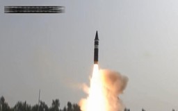 Ấn Độ thử tên lửa mang đầu đạn hạt nhân có thể tấn công hạm đội
