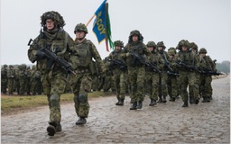 Binh sĩ NATO được mời đến đóng gần Nga