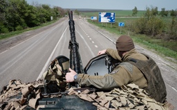 Chiến sự Ukraine ngày thứ 62: Nga liên tục đưa ra cảnh báo mới