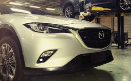 Mazda CX-4/X-6 lộ ảnh ‘trần trụi’ trước ngày ra mắt
