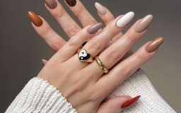 Làm nail với gam màu trầm ấm là ý tưởng làm đẹp nổi bật nhất mùa thu