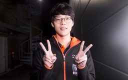 Smeb: 'Tôi đã rất bất ngờ khi nghe tin Huni gia nhập SKT T1'