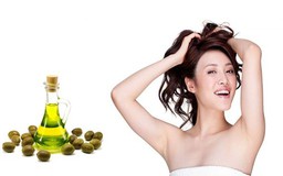 Da trắng hồng không tì vết nhờ tắm bằng dầu olive