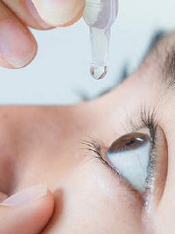 Làm sao để biết khô mắt là do vấn đề hoóc môn?