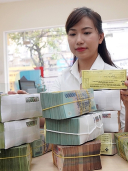 'Siết' vốn ngắn hạn cho vay dài hạn