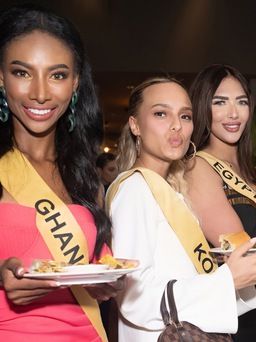 Thí sinh Miss Grand International 2023 sợ tăng cân vì mê đồ ăn Việt