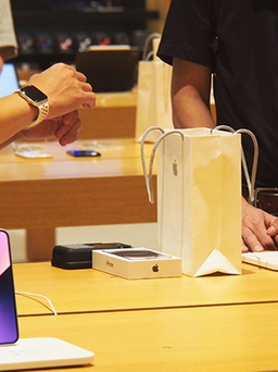 Apple bắt đầu khuyến cáo người mua iPhone cũ