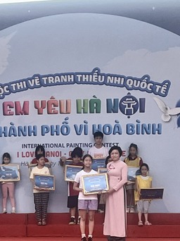 Hơn 300 thiếu nhi Việt Nam và quốc tế thi vẽ tranh vì hòa bình