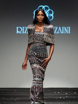 Lần đầu tiên siêu mẫu thế giới xuất hiện tại Tuần lễ thời trang Dubai